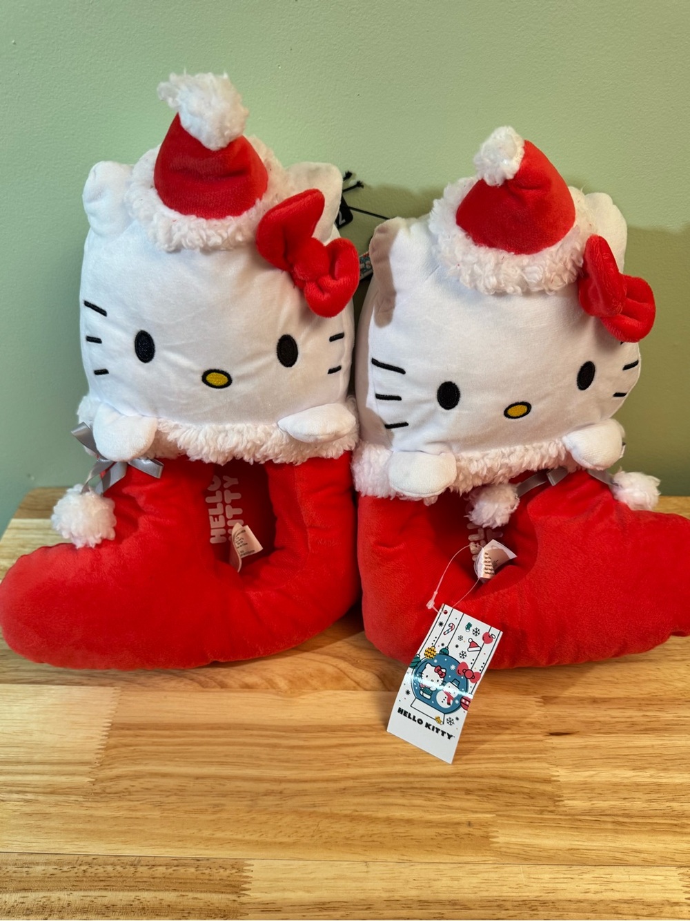 Hello Kitty Holiday Red Plush Slippers with White Trim women’s size 11/12